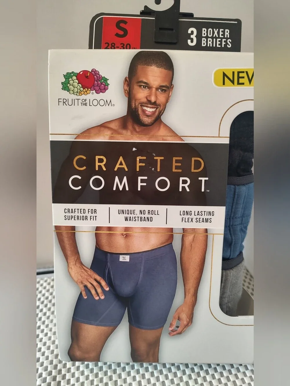 Men's Size Small (28-30) 3pcs pack Boxer Briefs Fruit of the Loom